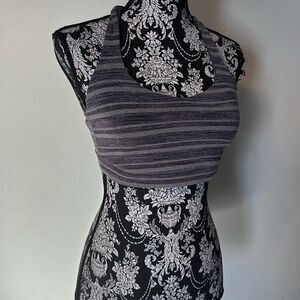 Lululemon size 8 bra